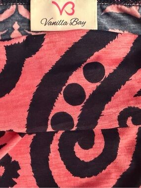 Vanilla Bay Coral and Deep Blue Graphic Knit Top